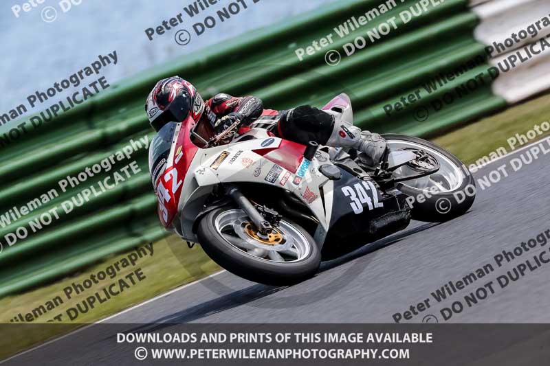 enduro digital images;event digital images;eventdigitalimages;mallory park;mallory park photographs;mallory park trackday;mallory park trackday photographs;no limits trackdays;peter wileman photography;racing digital images;trackday digital images;trackday photos